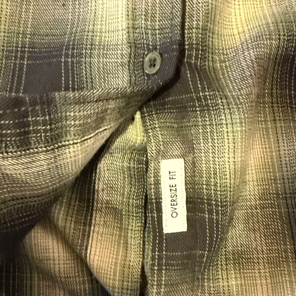 Lola River Green Plaid Women’s Button Down Shirt - Picture 5 of 5